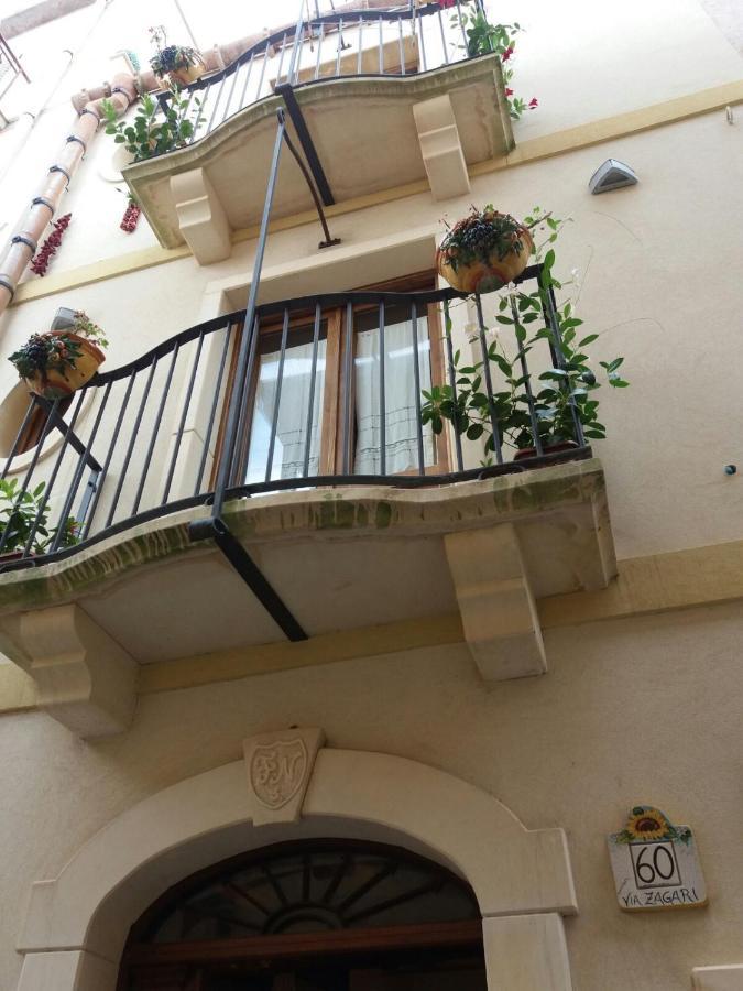 Bed and breakfast Romeo E Giulietta Scilla Extérieur photo